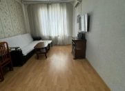 Satılır 2 otaqlı 60 m2 köhnə tikili İnşaatçılar m.