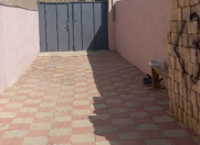 Satılır 3 otaqlı 98 m2 həyət evi Lökbatan