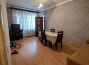 Satılır 3 otaqlı 80 m2 köhnə tikili Elmlər Akademiyası m.