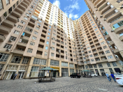 Satılır 4 otaqlı 178 m2 yeni tikili 8 Noyabr m.