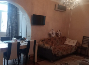 Satılır 2 otaqlı 45 m2 köhnə tikili Qaraçuxur