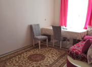 Satılır 3 otaqlı 60 m2 həyət evi İnşaatçılar m.