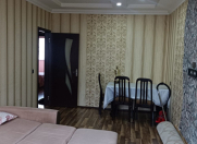 Satılır 2 otaqlı 65 m2 köhnə tikili Həzi Aslanov m.