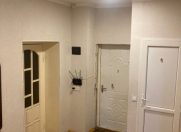 İcarəyə verilir 2 otaqlı 70 m2 köhnə tikili 28 May m.