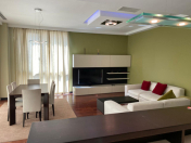 İcarəyə verilir 2 otaqlı 100 m2 yeni tikili İçəri Şəhər m.