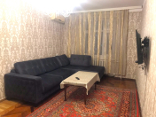 Satılır 3 otaqlı 80 m2 köhnə tikili Həzi Aslanov m.