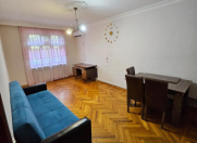 Satılır 3 otaqlı 90 m2 köhnə tikili Xətai r.