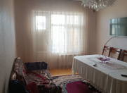 Satılır 3 otaqlı 90 m2 köhnə tikili Nizami r.