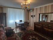 Satılır 3 otaqlı 70 m2 köhnə tikili Nəriman Nərimanov m.