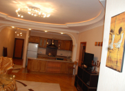 İcarəyə verilir 3 otaqlı 96 m2 yeni tikili Beşmərtəbə