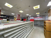 İcarəyə verilir 1 otaqlı 736 m2 obyekt Gənclik m.