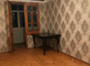 Satılır 1 otaqlı 32 m2 köhnə tikili İnşaatçılar m.