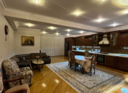 Satılır 5 otaqlı 216 m2 yeni tikili Nizami m.