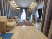 İcarəyə verilir 2 otaqlı 66 m2 köhnə tikili İçəri Şəhər m.