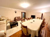 Satılır 5 otaqlı 160 m2 köhnə tikili İçəri Şəhər m.