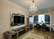 Satılır 3 otaqlı 90 m2 köhnə tikili Həzi Aslanov m.
