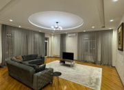 İcarəyə verilir 3 otaqlı 150 m2 yeni tikili Səbail r.