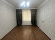 Satılır 2 otaqlı 60 m2 köhnə tikili Zərifə Əliyeva adına park