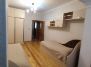 Satılır 3 otaqlı 80 m2 köhnə tikili Xətai r.
