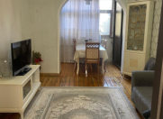 Satılır 3 otaqlı 68 m2 köhnə tikili 8 Noyabr m.