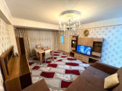 Satılır 2 otaqlı 60 m2 köhnə tikili Gənclik m.