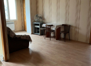 Satılır 2 otaqlı 60 m2 köhnə tikili Elmlər Akademiyası m.