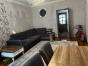 Satılır 6 otaqlı 160 m2 köhnə tikili 9 mkr