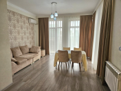 İcarəyə verilir 2 otaqlı 90 m2 yeni tikili 28 May m.