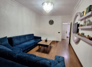 Satılır 2 otaqlı 65 m2 köhnə tikili Gənclik m.