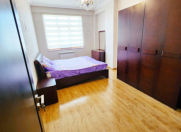 İcarəyə verilir 3 otaqlı 160 m2 yeni tikili 28 May m.