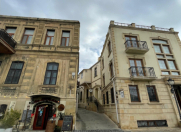 İcarəyə verilir 8 otaqlı 180 m2 obyekt İçəri Şəhər m.