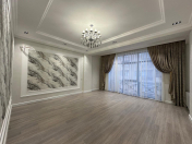 Satılır 3 otaqlı 130 m2 yeni tikili 28 May m.