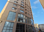 İcarəyə verilir 3 otaqlı 135 m2 yeni tikili Elmlər Akademiyası m.