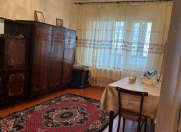 İcarəyə verilir 3 otaqlı 85 m2 köhnə tikili 8 mkr