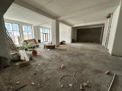 Satılır 1 otaqlı 210 m2 obyekt Nərimanov r.