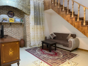 Satılır 3 otaqlı 65 m2 köhnə tikili Azərbaycan kinoteatrı