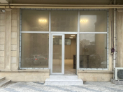 İcarəyə verilir 1 otaqlı 210 m2 obyekt Şah İsmayıl Xətai m.