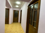 Satılır 4 otaqlı 110 m2 köhnə tikili Gənclik m.