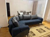 İcarəyə verilir 4 otaqlı 115 m2 köhnə tikili Xalqlar Dostluğu m.