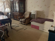 Satılır 4 otaqlı 110 m2 köhnə tikili Həzi Aslanov m.