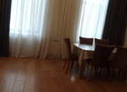 İcarəyə verilir 2 otaqlı 50 m2 köhnə tikili Nizami m.