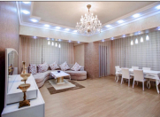 İcarəyə verilir 4 otaqlı 190 m2 yeni tikili Şah İsmayıl Xətai m.