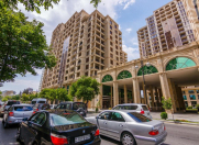 Satılır 4 otaqlı 232 m2 yeni tikili Azadlıq meydanı