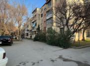 Satılır 2 otaqlı 50 m2 köhnə tikili Neftçilər m.