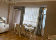 İcarəyə verilir 3 otaqlı 150 m2 yeni tikili Elmlər Akademiyası m.