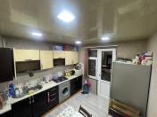 Satılır 3 otaqlı 70 m2 köhnə tikili Neftçilər m.