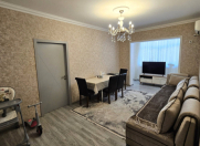 Satılır 5 otaqlı 120 m2 köhnə tikili Xalqlar Dostluğu m.