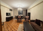 Satılır 4 otaqlı 187 m2 yeni tikili Tibb Universiteti