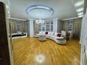 İcarəyə verilir 4 otaqlı 205 m2 yeni tikili Gənclik m.