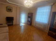 Satılır 3 otaqlı 138 m2 yeni tikili Qələbə dairəsi